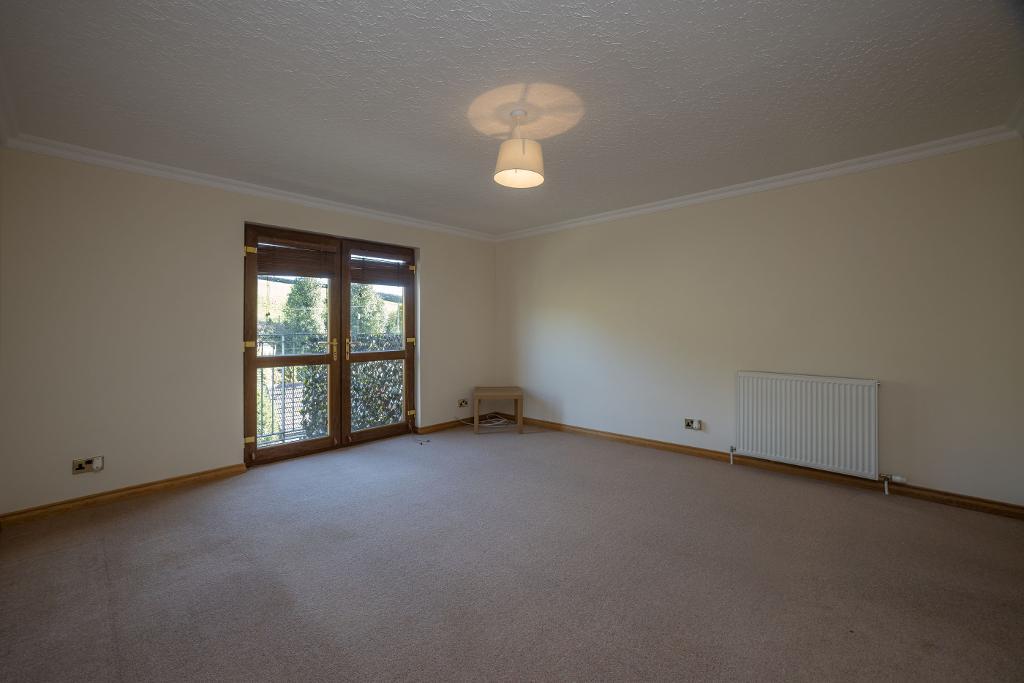 2 Bedroom Flat For Sale in Calsey House, Newburgh Road, Auchtermuchty