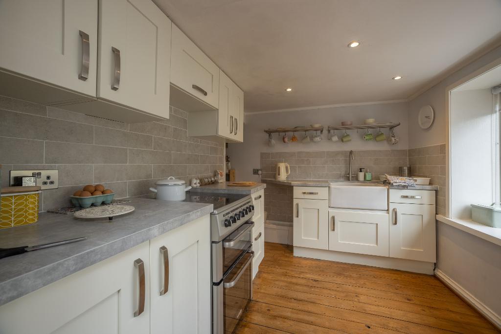 3 Bedroom Terraced For Sale in Viewmount Drive, Maryhill, Glasgow, G20 0LL Harley Estate Agents