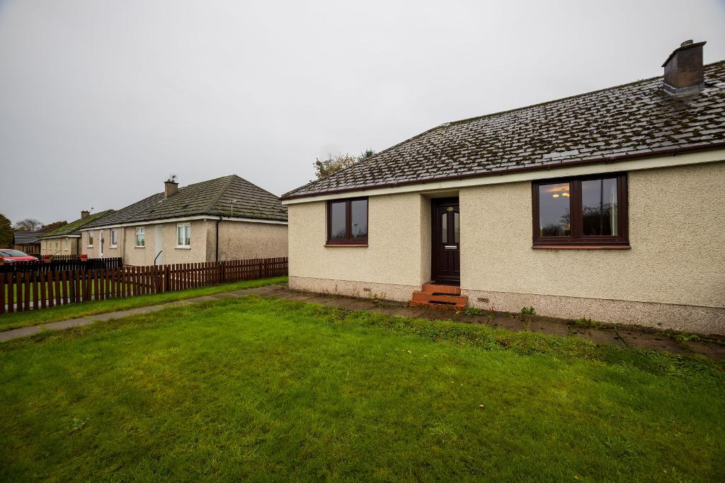 Edinburgh Road, Eastfield, Harthill, ML7 5NS