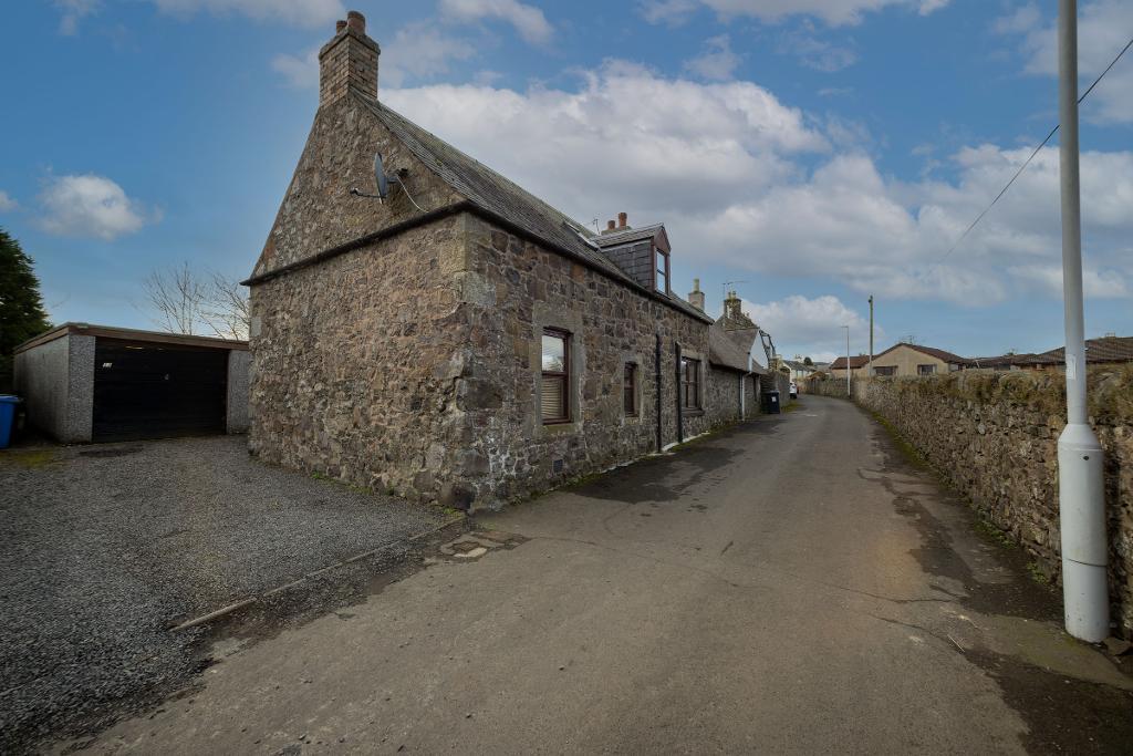 Bow Road, Auchtermuchty, Fife, KY14 7AG