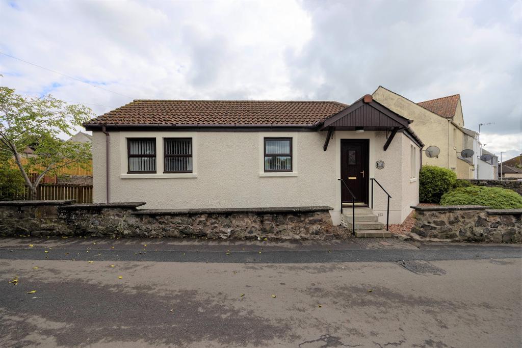2 Bedroom Detached Bungalow For Sale in Back Dykes, Auchtermuchty, Fife